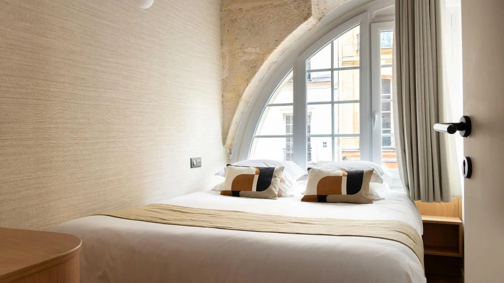 Apartment Refurbished - 2br-6p - Chatelet Paris
