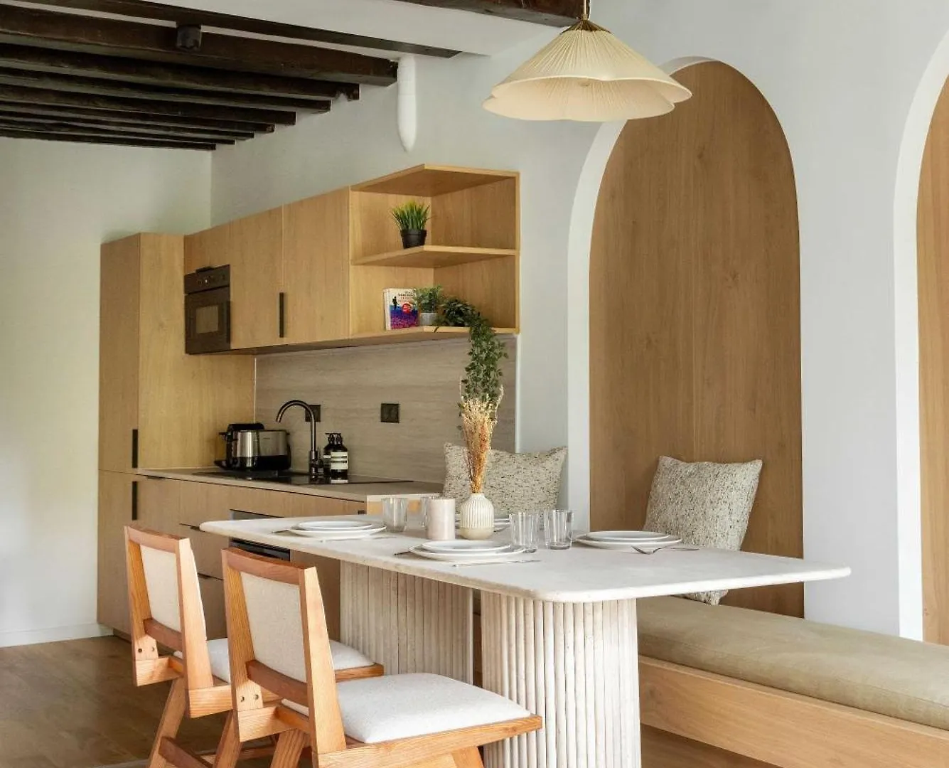 Refurbished - 2br-6p - Chatelet Apartment